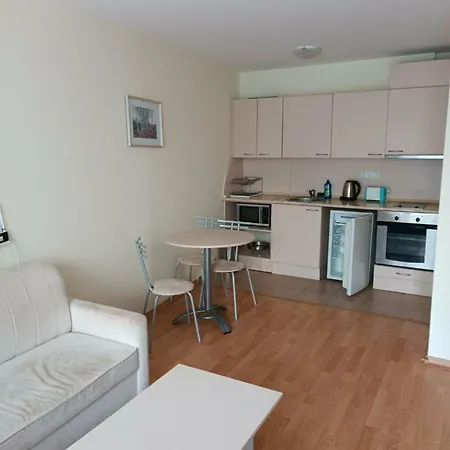 Noks Svety アパート